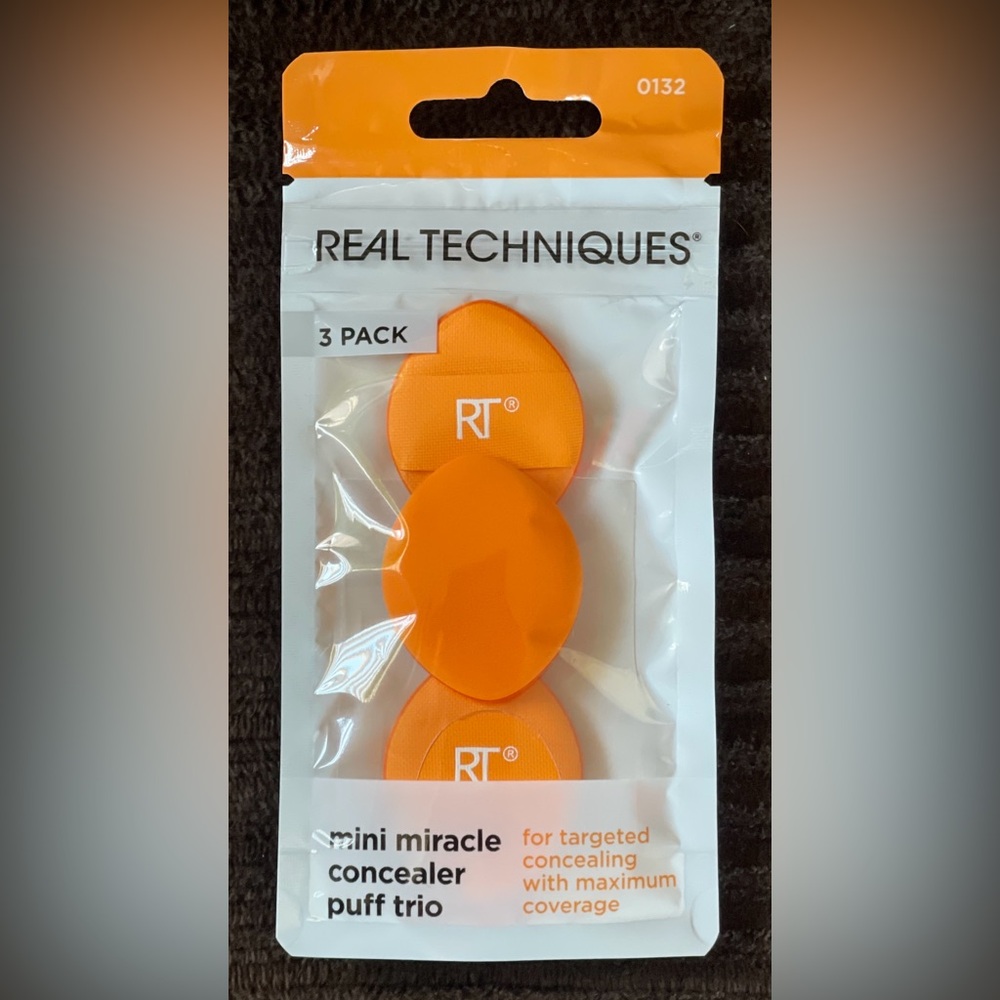 Concealer Sponges, Mini Miracle Puff Trio — Real Techniques - Picture 3 of 16